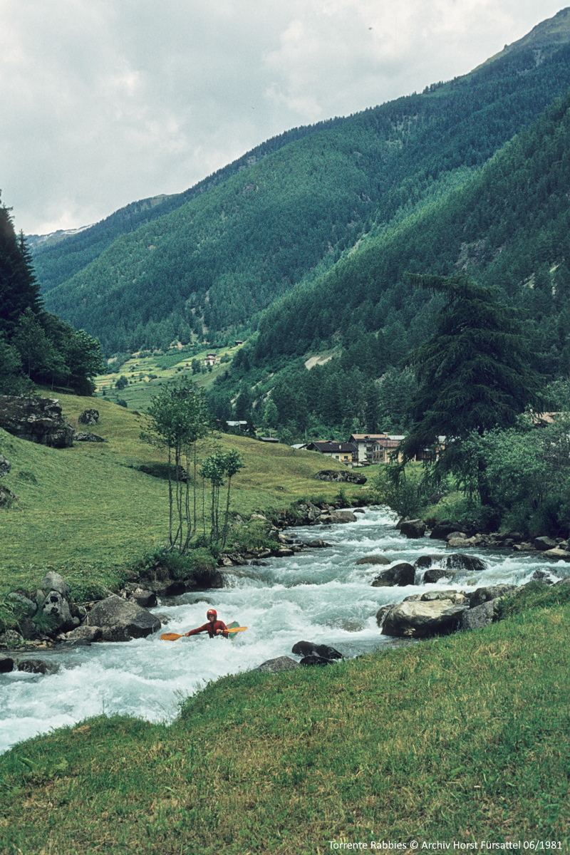 Torrente Rabbies, Wildwasser Paddeln im Kajak