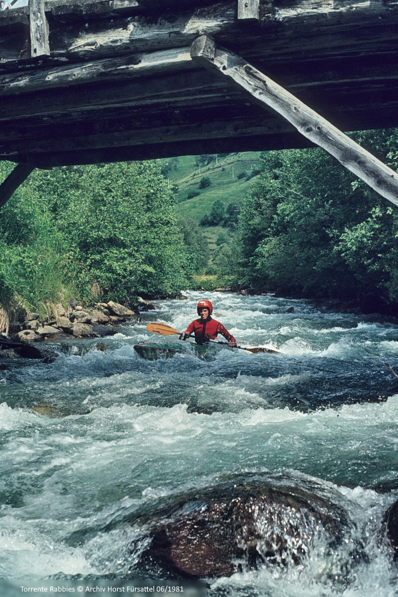 Torrente Rabbies, Wildwasser Paddeln im Kajak