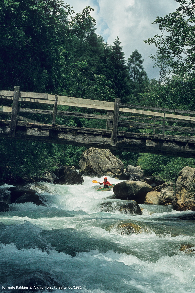 Torrente Rabbies, Wildwasser Paddeln im Kajak